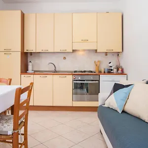 Appartamento oristano Centro Parcheggio Privato, Wifi+netflix, Oristano